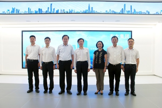 深圳市委常委、市纪委书记、市监委主任刘连生一行莅临人生就是博尊龙凯时集团调研
